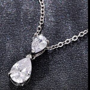 ⭐ Double CZ Diamond Teardrop Necklace